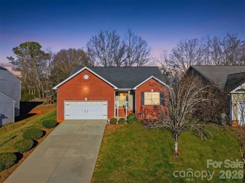1636 Mayfair Dr, Conover, NC, 28613-9281 | Card Image