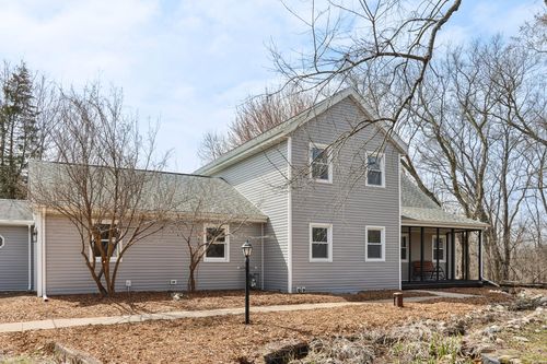 N87W36989 Mapleton Rd, Oconomowoc, WI, 53066-8903 | Card Image