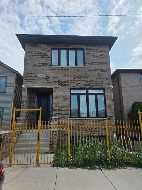 house-2921 S Farrell Street, Chicago, IL, 60608 | Card Image