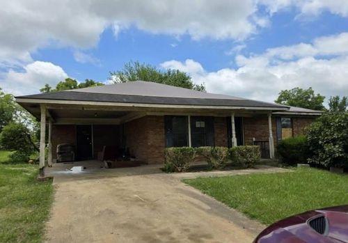 630 Flamingo Dr, Camilla, GA, 31730-6322 | Card Image