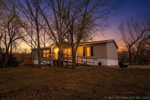 393876 W 2100 Rd, Bartlesville, OK, 74003-6402 | Card Image