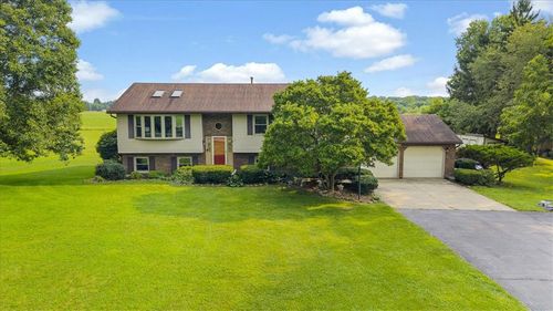 3333 Rocky Point Rd, Springfield, OH, 45502-9798 | Card Image