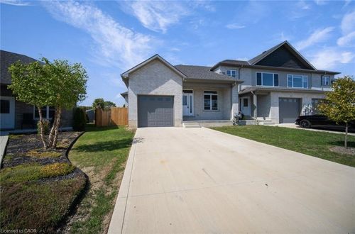16 Pintail Lane, Port Rowan, ON, N0E1M0 | Card Image