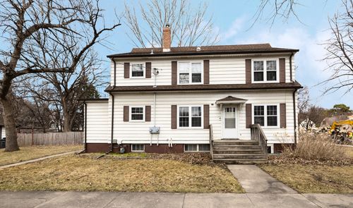 623 S 6th Street S, Moorhead, MN, 56560 | Card Image