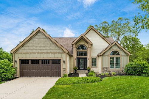 918 Dianthus Ct, Reynoldsburg, OH, 43068-6713 | Card Image