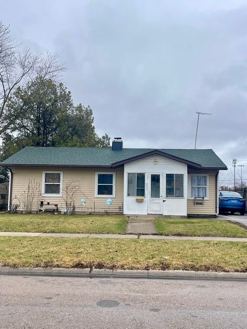 837 Taylor Ave, Aurora, IL, 60506-2826 | Card Image