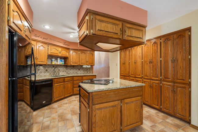 11-web-or-mls-DSC02970 | Image 11