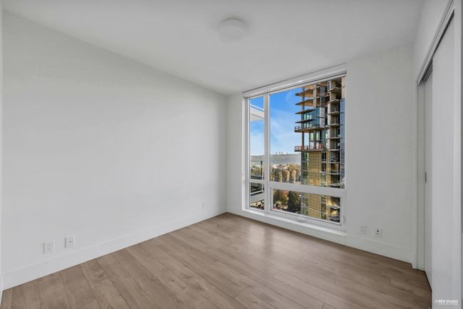 2406 - 680 Seylynn Crescent, Condo with 3 bedrooms, 2 bathrooms and 1 parking in North Vancouver BC | Image 22
