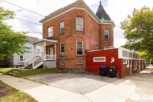 2nd-floor-right-89 Market Street, Poughkeepsie, NY, 12601 | Card Image