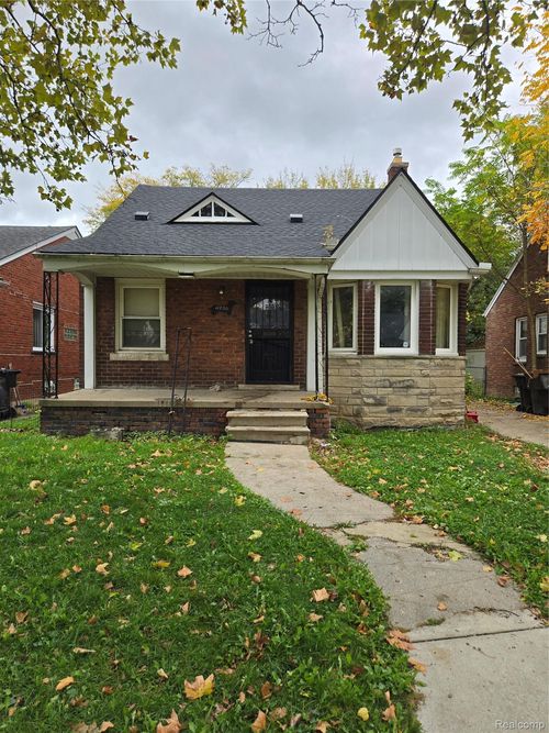 11530 Lakepointe St, Detroit, MI, 48224-1685 | Card Image