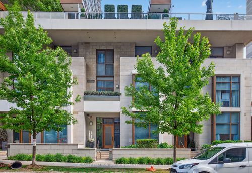 133 Pears Ave, Toronto, ON, M5R1T3 | Card Image