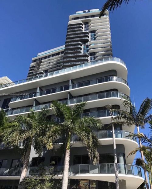 unit-2914-121 Ne 34th St, Miami, FL, 33137-3888 | Card Image