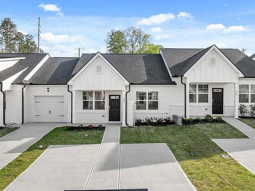 687 Quartz Ln, Graniteville, SC, 29829-2800 | Card Image