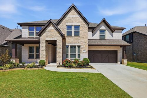 833 Daisy Corner Dr, Aubrey, TX, 76227-4690 | Card Image