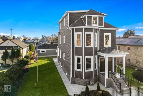 7539 W 61st St, Summit, IL, 60501-1503 | Card Image