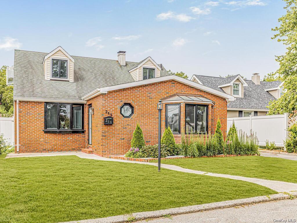 Croydon Rd, Yonkers, NY 10710