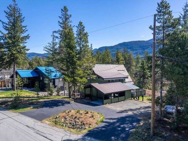 35 Garibaldi Drive, House other with 4 bedrooms, 3 bathrooms and 8 parking in Whistler BC | Image 31