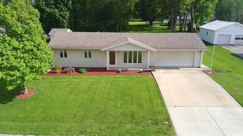 1012 E 3rd St, Fowler, IN, 47944-1301 | Card Image