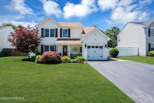 52 N Sailors Quay Dr, Brick, NJ, 08723-4707 | Card Image