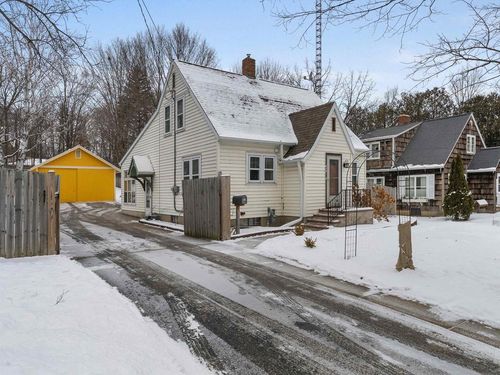 415 S Neenah Avenue, STURGEON BAY, WI, 54235 | Card Image