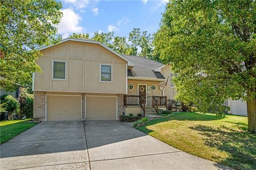 1124 N Ponca Dr, Independence, MO, 64056-3220 | Card Image