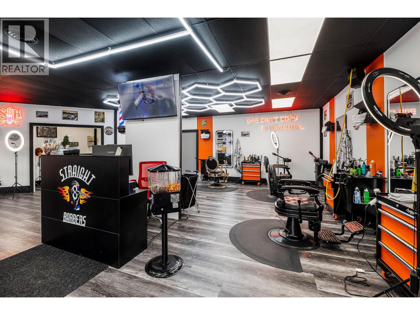 Commercial Sale in Vernon 5