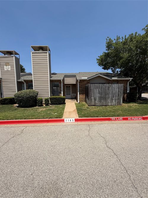 2105 Maplewood Trl, Colleyville, TX, 76034-3037 | Card Image