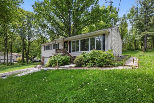 65 Hawxhurst Rd, Monroe, NY, 10950-5611 | Card Image