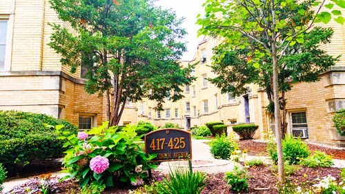apt-2w-425 Wisconsin Ave, Oak Park, IL, 60302-3634 | Card Image
