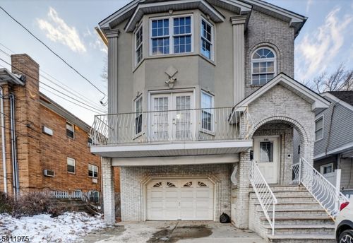 532 Walnut St, ELIZABETH, NJ, 07201-1105 | Card Image