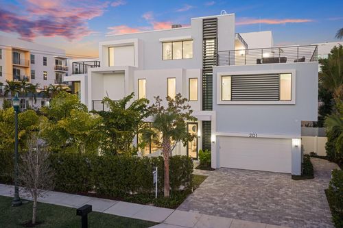 201 Se 4th Ave, Delray Beach, FL, 33483-4517 | Card Image