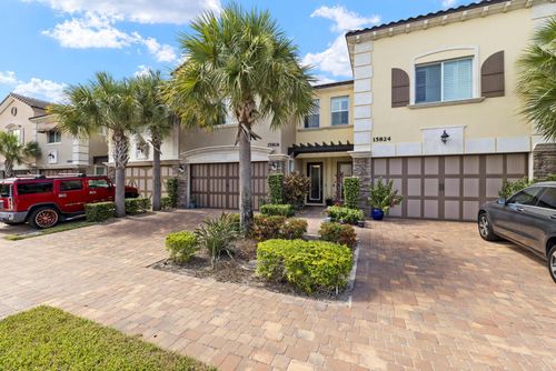 15816 Italian Cypress Way, Wellington, FL, 33414-6516 | Card Image