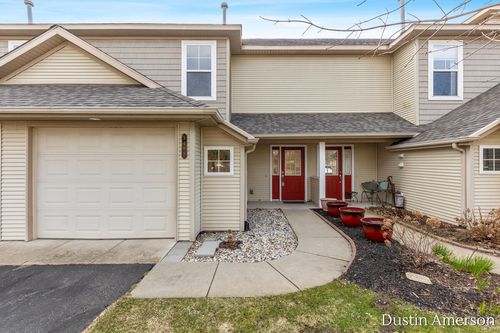 4-8468 N Center Park Dr Sw, Byron Center, MI, 49315-8969 | Card Image