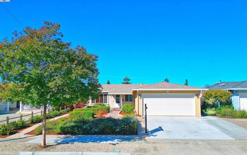 4737 Boone Dr, Fremont, CA, 94538-1984 | Card Image