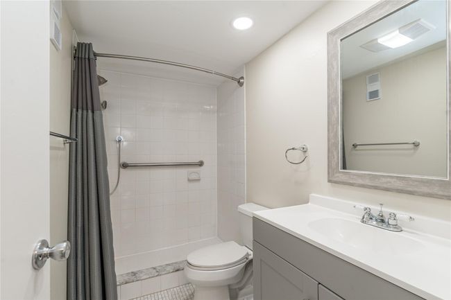 APT-403A - 8900 Washington Blvd, Condo with 1 bedrooms, 2 bathrooms and null parking in Pembroke Pines FL | Image 6