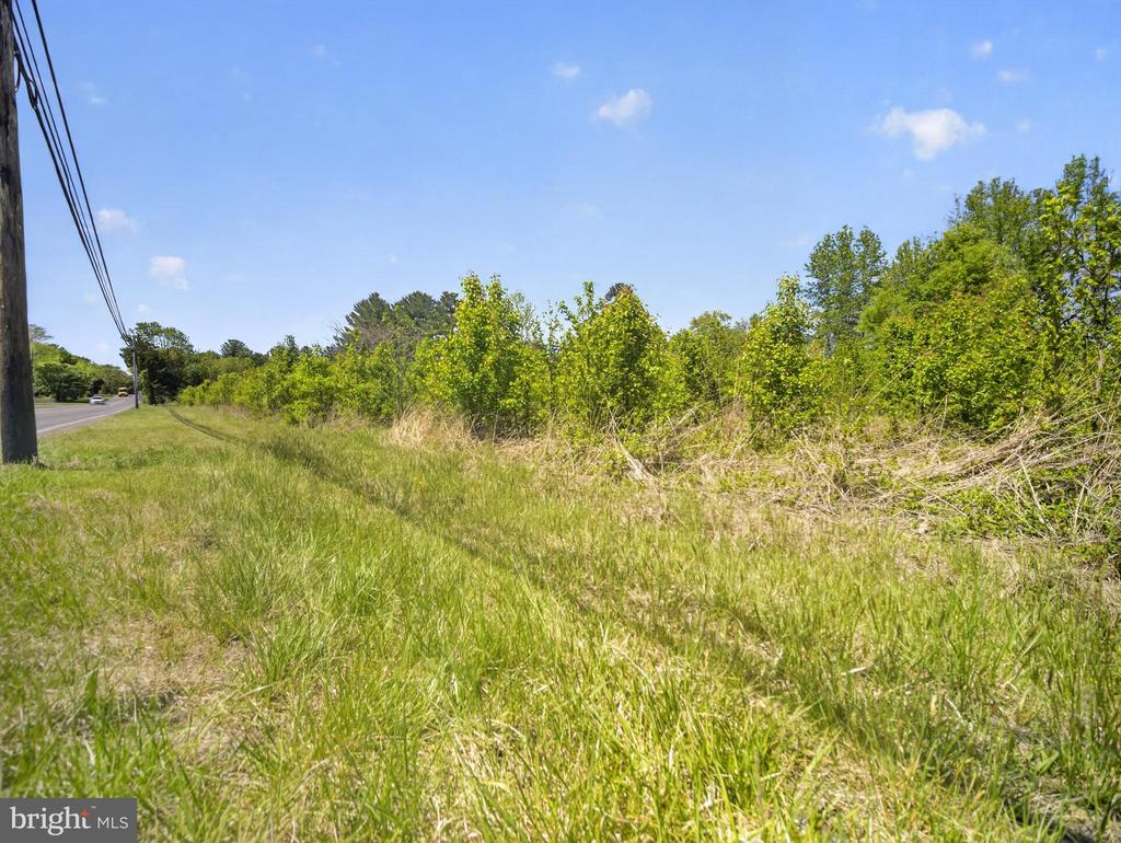 Land in WHITE PLAINS 3