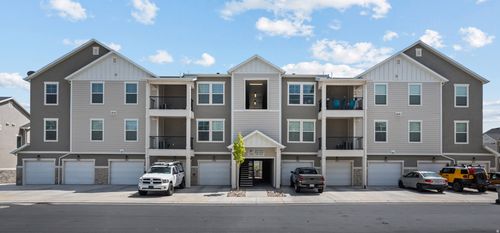 f202-1761 W Terra Vista Ln, Saratoga Springs, UT, 84045 | Card Image