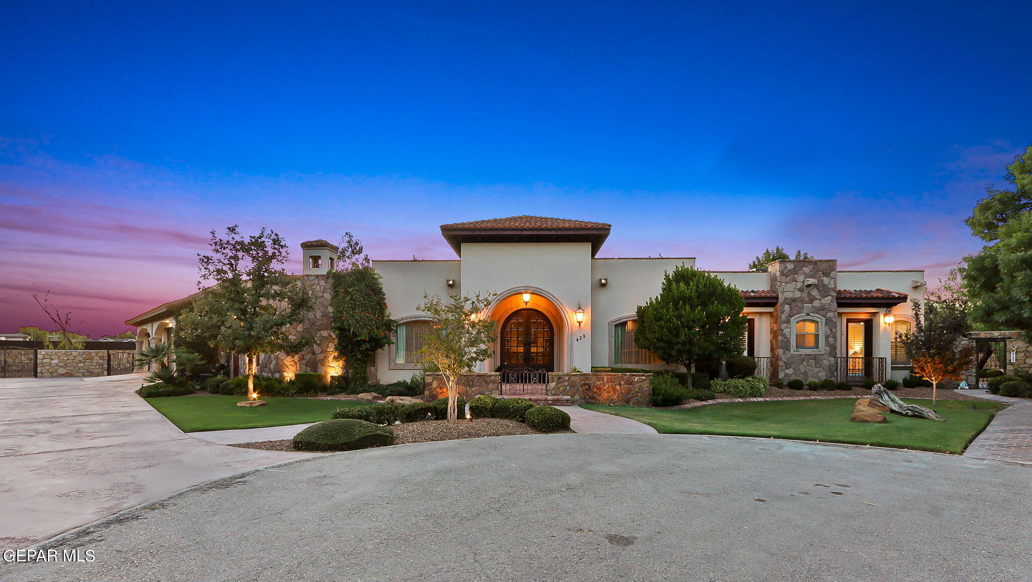 Country Oaks Dr, El Paso, TX 79932