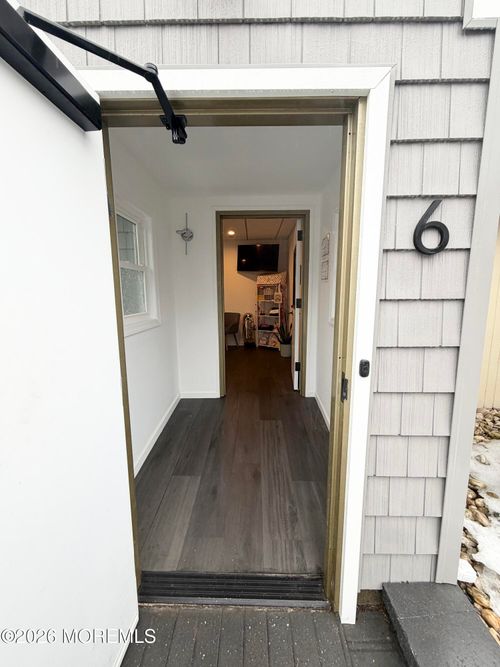 6-80 Hazlet Ave, Hazlet, NJ, 07730-1623 | Card Image