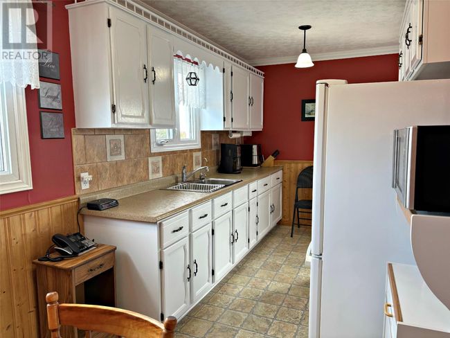 1 Cemetary Road, House other with 3 bedrooms, 1 bathrooms and null parking in Lower Island Cove NL | Image 8