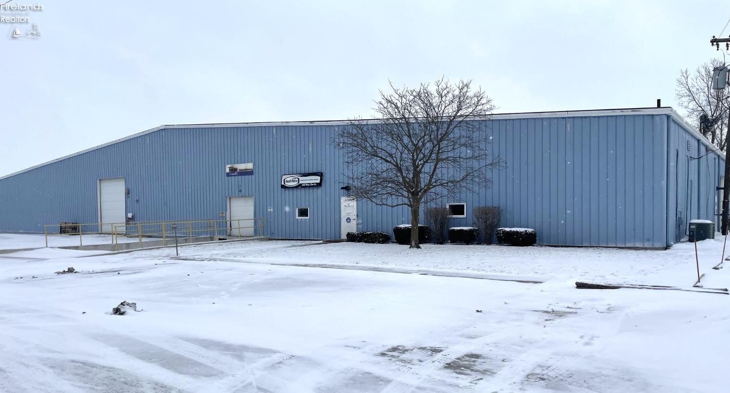 400 W Elm St, North Baltimore, OH 45872
