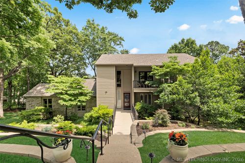 7757 Jamestown Ave, Tulsa, OK, 74136-8046 | Card Image