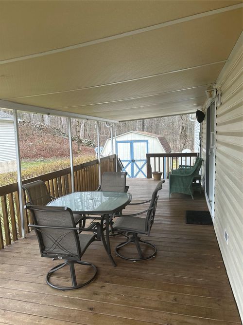 70 Sixth Dr, Hyde Park, NY, 12538-3707 | Card Image