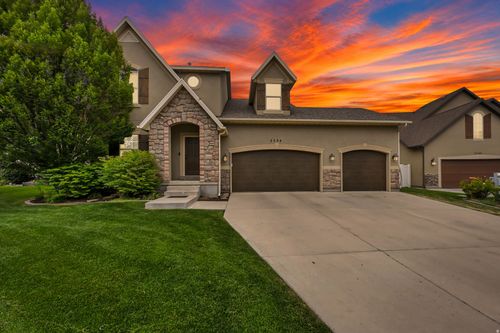 2534 Adelaide Dr, Riverton, UT, 84065-1902 | Card Image