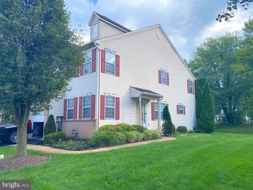 234 Larkspur Ln, HATFIELD, PA, 19440-3081 | Card Image