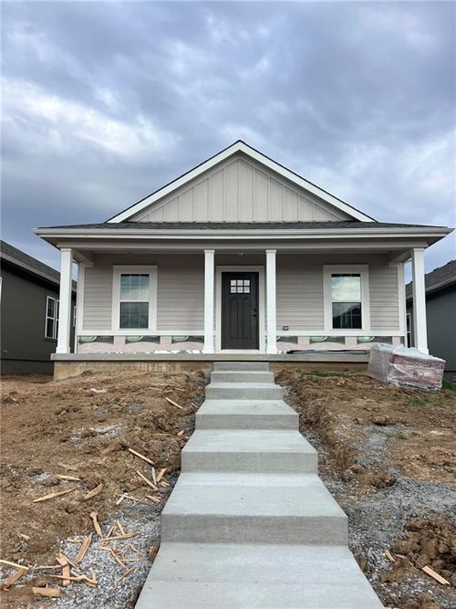 2-1600 Cottonwood Creek Ave, Kearney, MO, 64060-8896 | Card Image