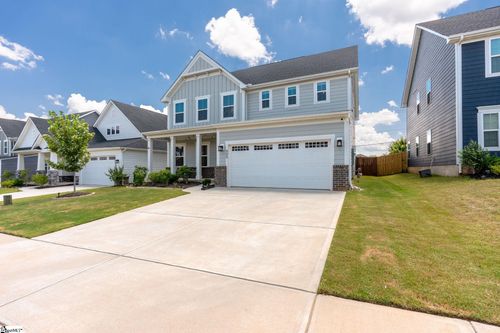 605 Vestrella Rd, Greenville, SC, 29605-6191 | Card Image