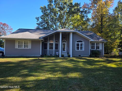 133 Cummins Creek Rd, Beaufort, NC, 28516-9552 | Card Image