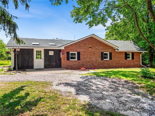 730 Fletcher Rd, Brighton Twp, PA, 15009-9076 | Card Image
