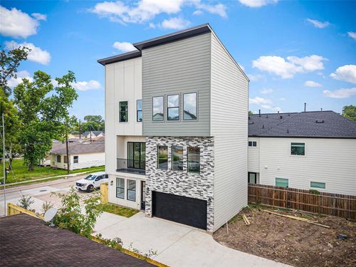 5512 Hardy St, Houston, TX, 77009-1637 | Card Image